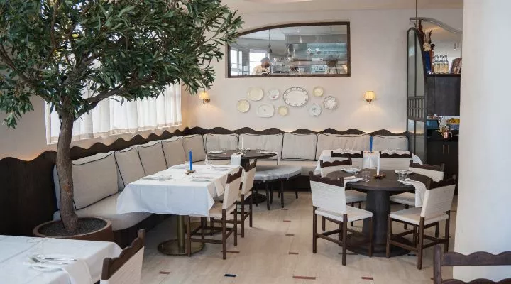 Restaurant image