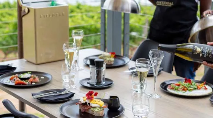 Restaurant image