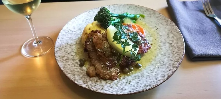 Restaurant image