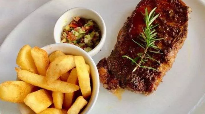 Restaurant image