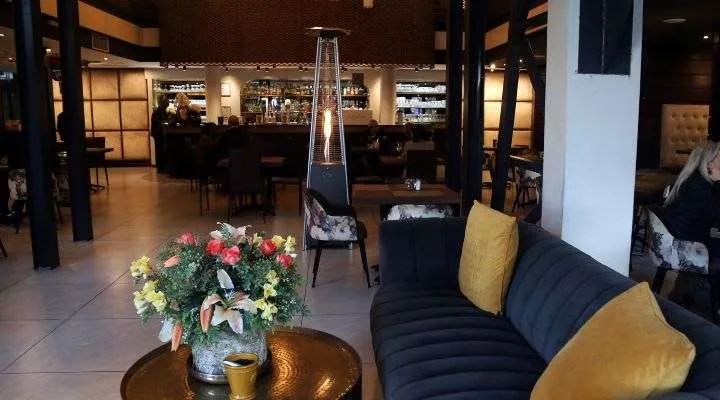 Restaurant image