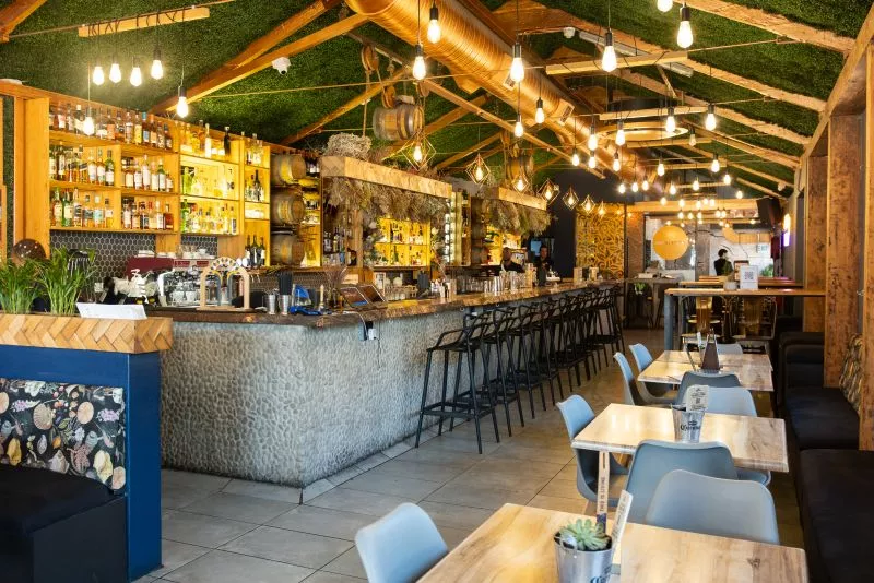 Restaurant image