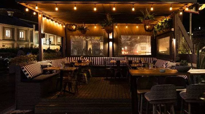 Restaurant image