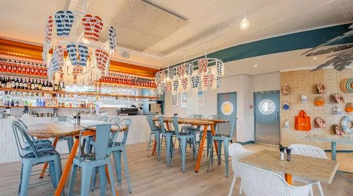 Restaurant image