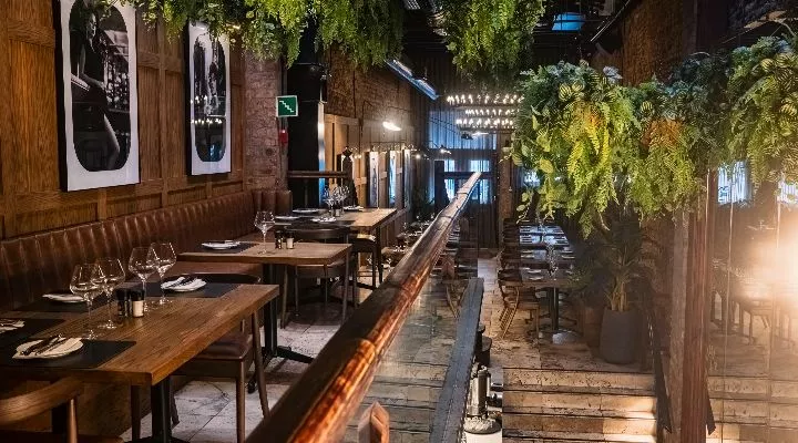 Restaurant image
