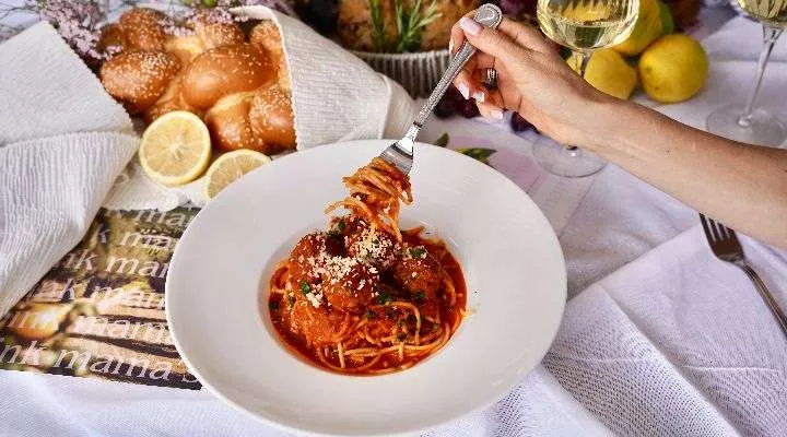 Restaurant image