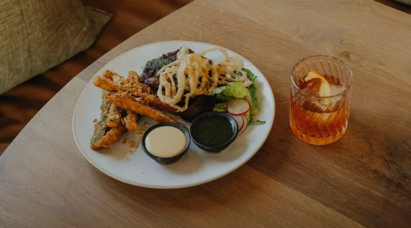 Restaurant image