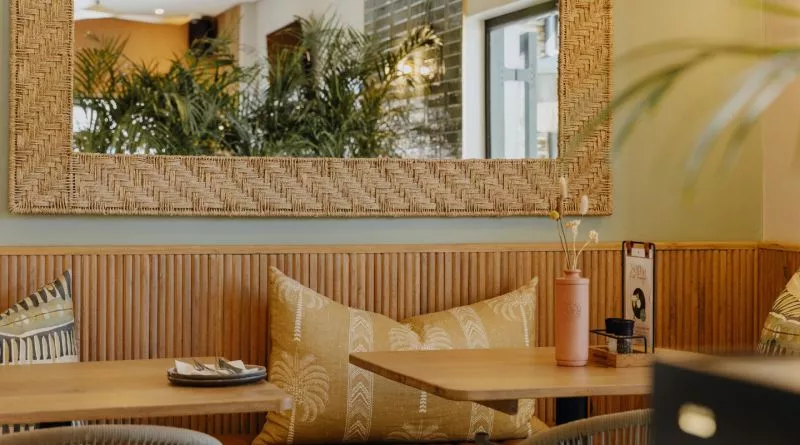 Restaurant image