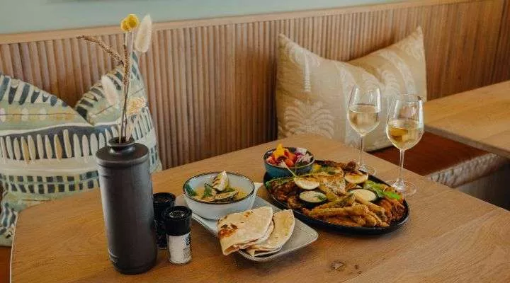 Restaurant image