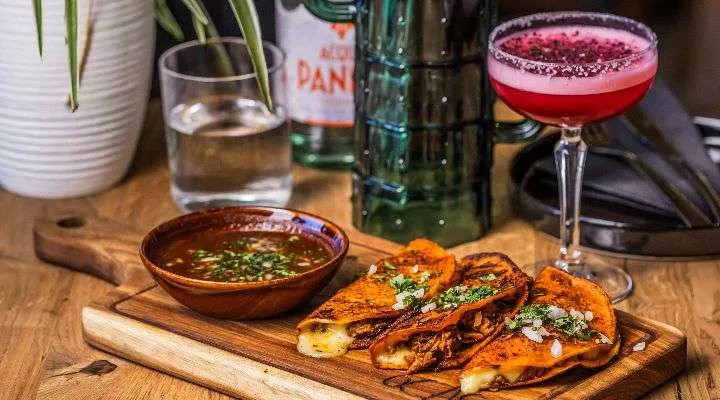 Restaurant image