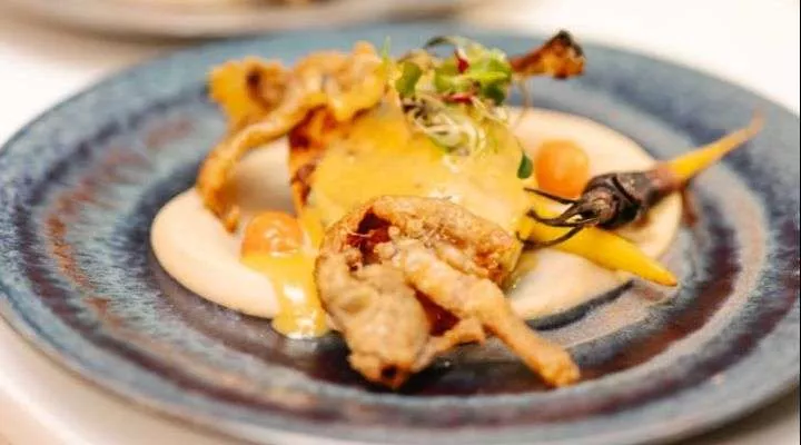 Restaurant image
