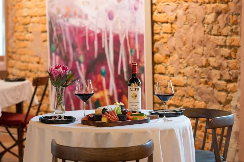 Restaurant image