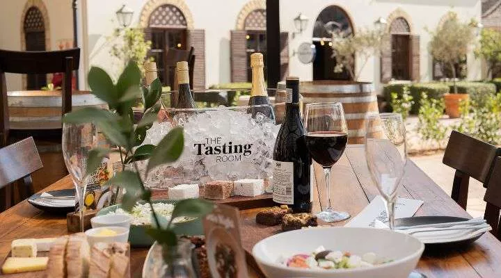 Restaurant image