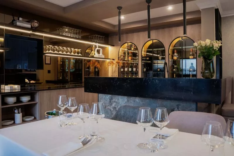 Restaurant image