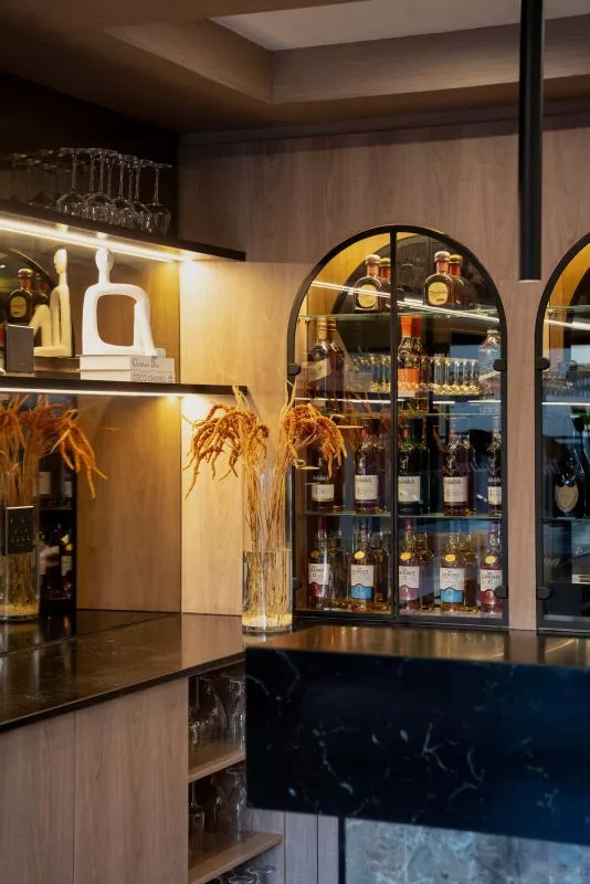 Restaurant image