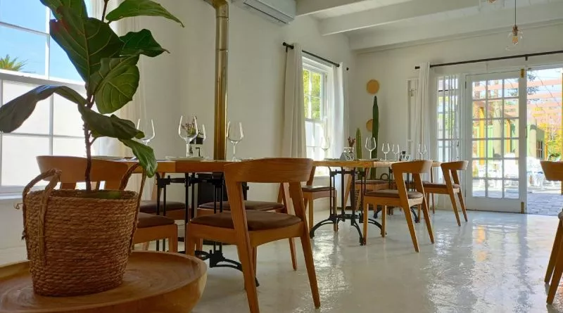 Restaurant image