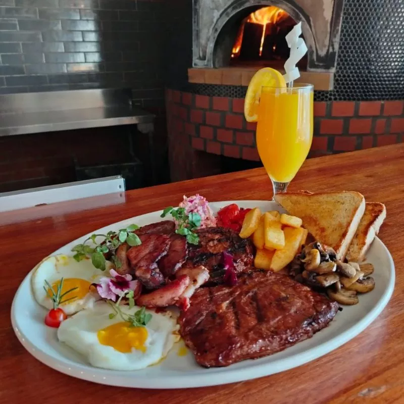 Restaurant image