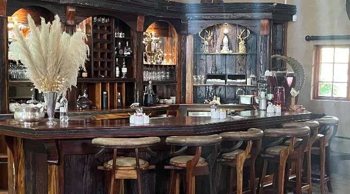 Restaurant image