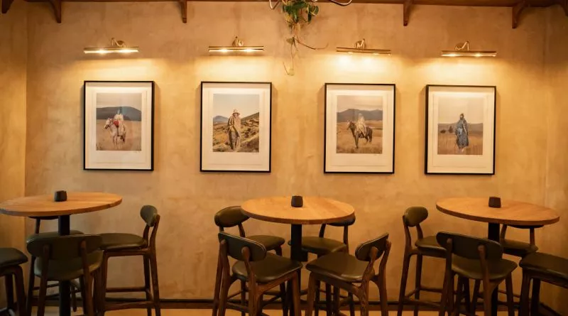 Restaurant image