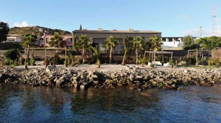 Restaurant image