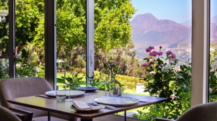 Restaurant image