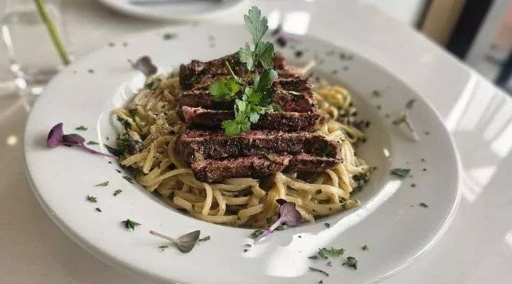 Restaurant image