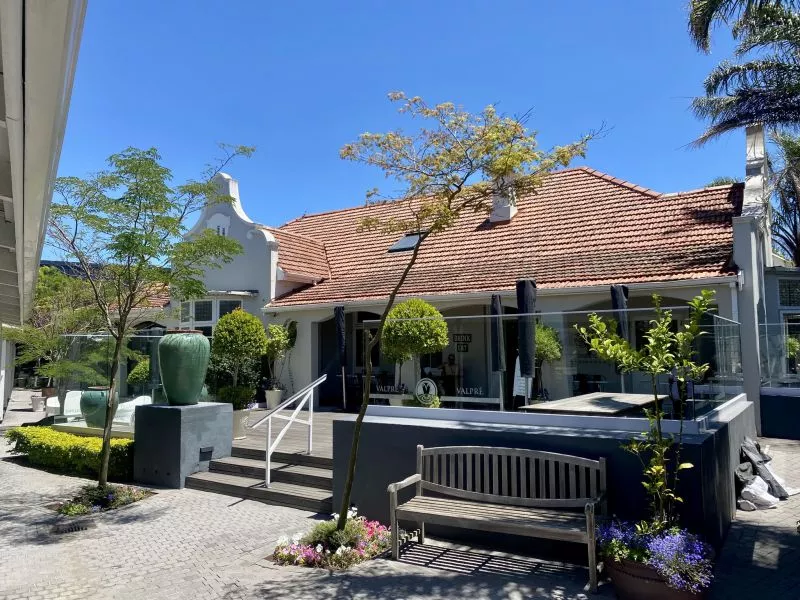 Restaurant image