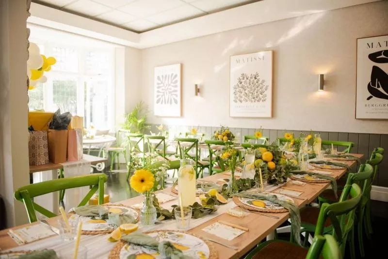 Restaurant image