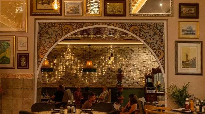 Restaurant image