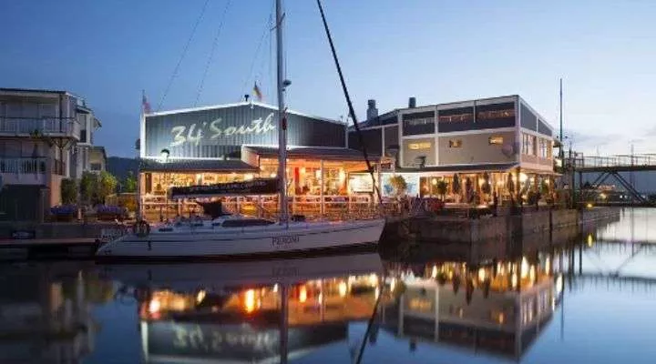 Restaurant image