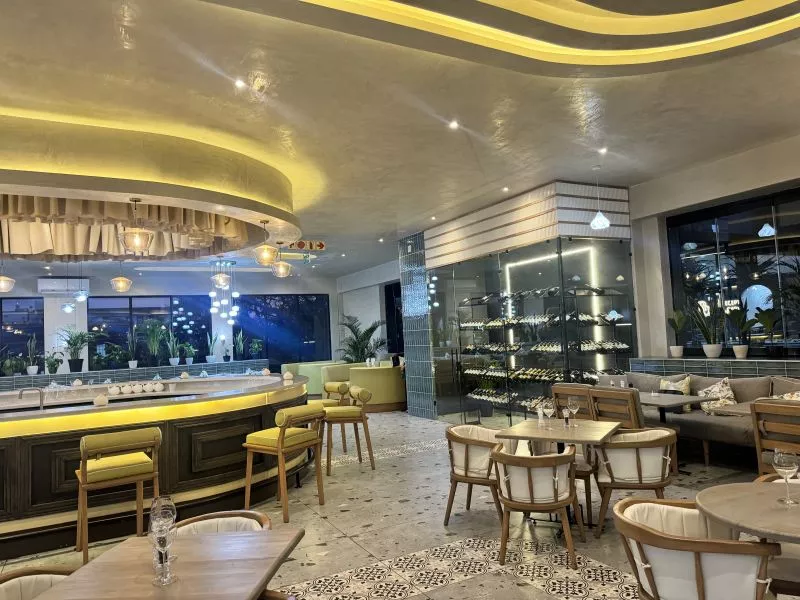 Restaurant image