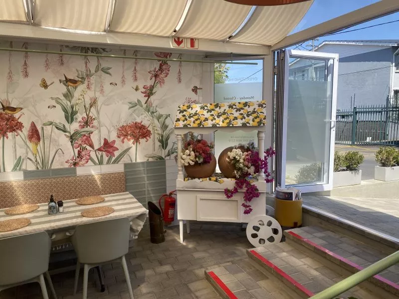 Restaurant image