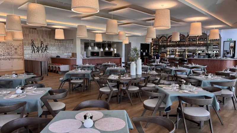 Restaurant image