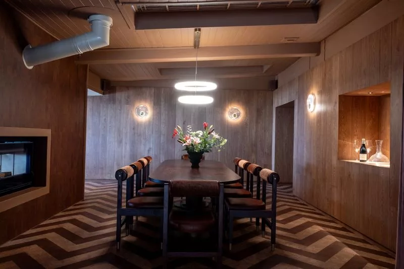 Restaurant image