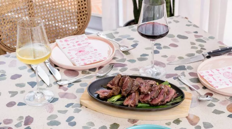 Restaurant image