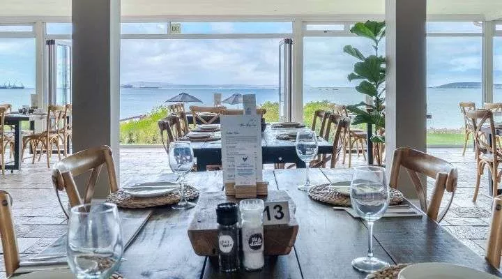 Restaurant image