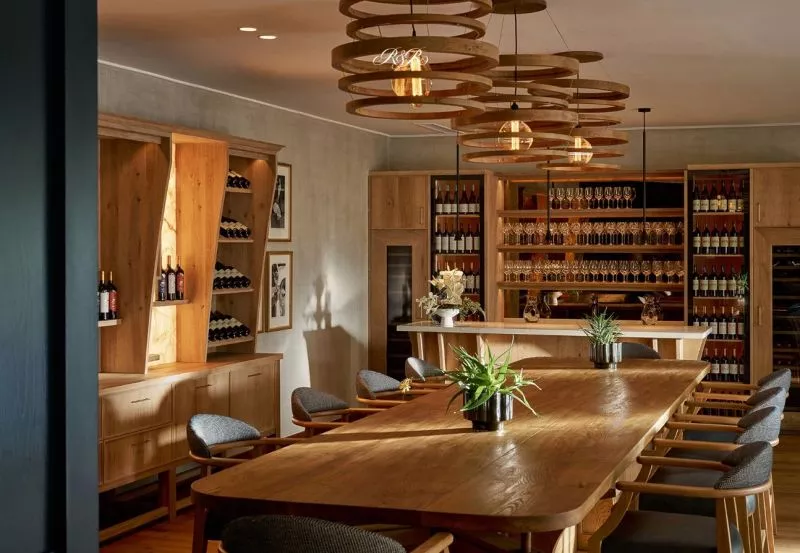Restaurant image
