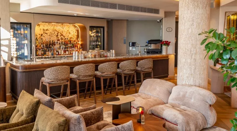Restaurant image
