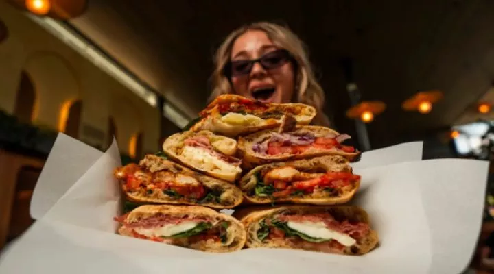 Restaurant image