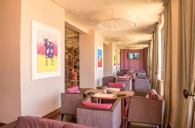 Restaurant image