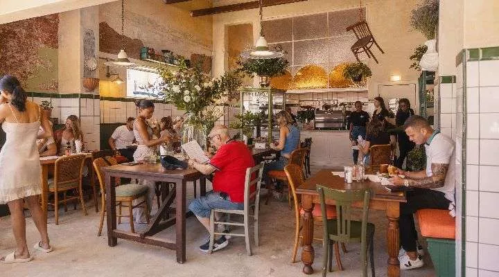 Restaurant image