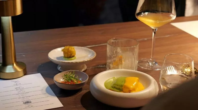 Restaurant image