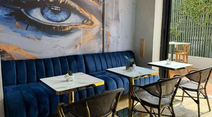 Restaurant image