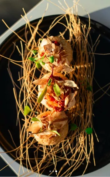 Restaurant image