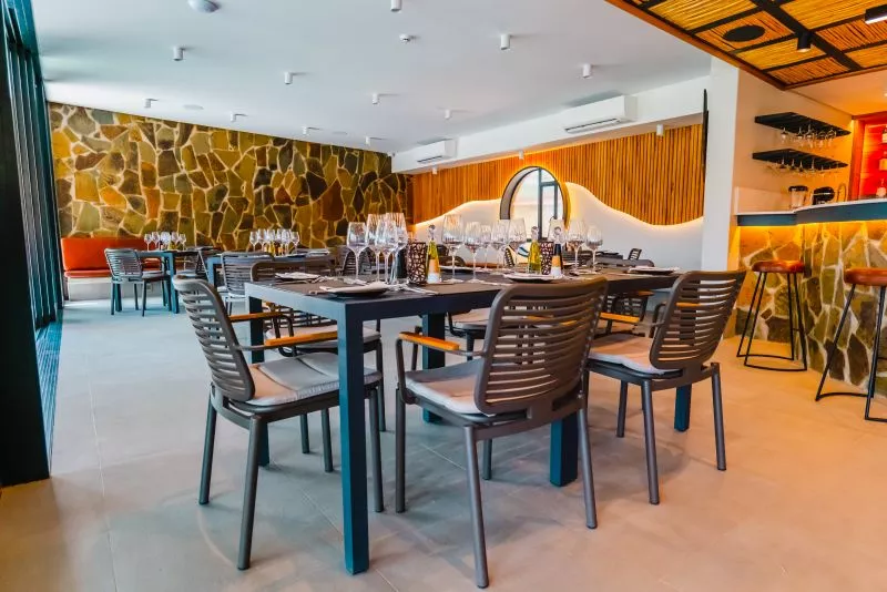 Restaurant image