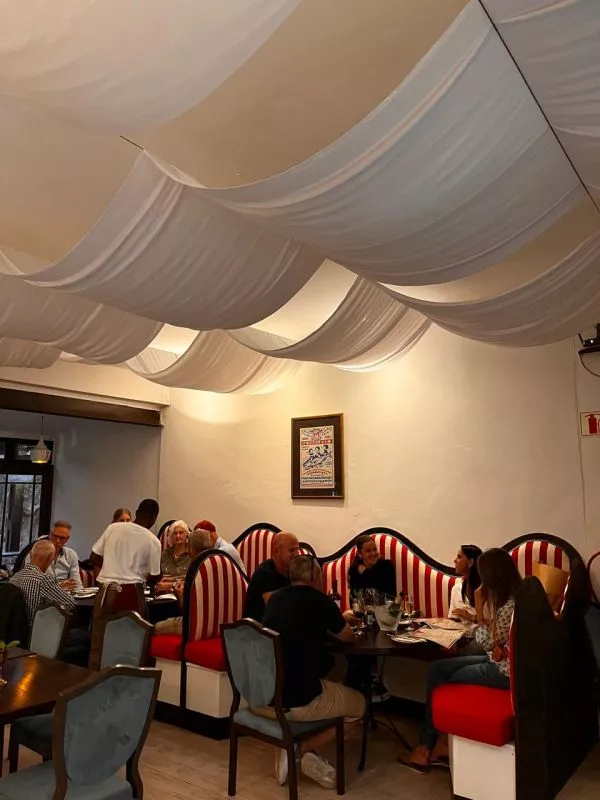Restaurant image