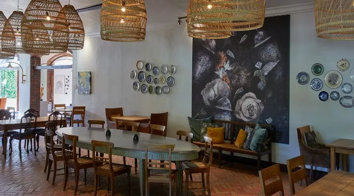 Restaurant image
