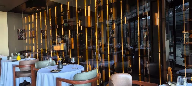 Restaurant image