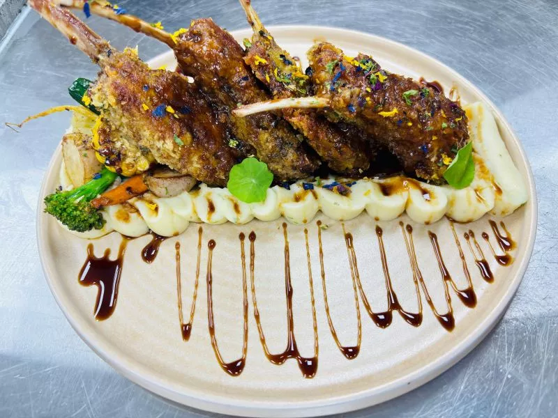 Restaurant image
