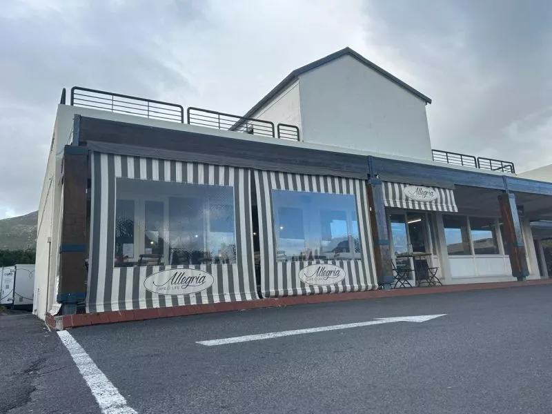 Restaurant image